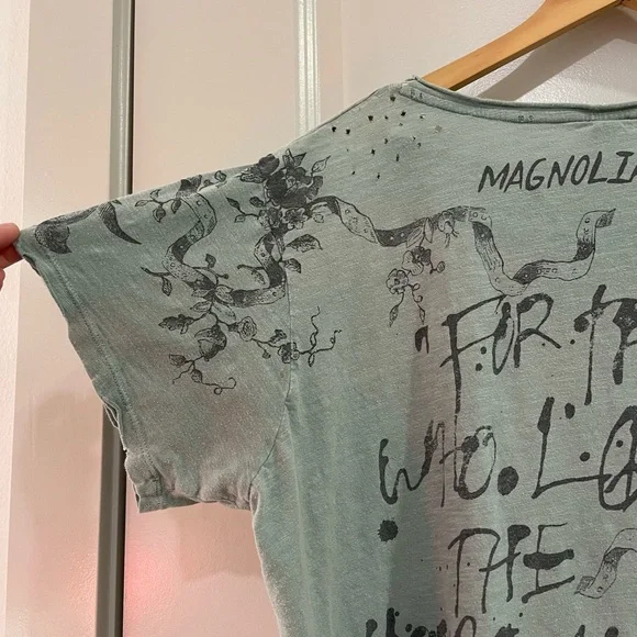 Magnolia Pearl Cat Graphic Tee - Soft Green - Picture 5 of 7